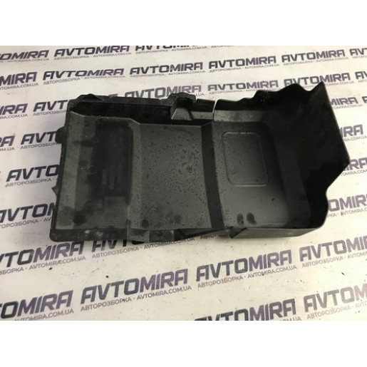 Кришка акумулятора Ford Focus 2 2005-2010 3M5110A659AJ